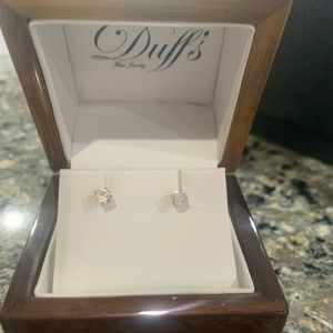 DIAMOND EARRINGS!! Never been worn before